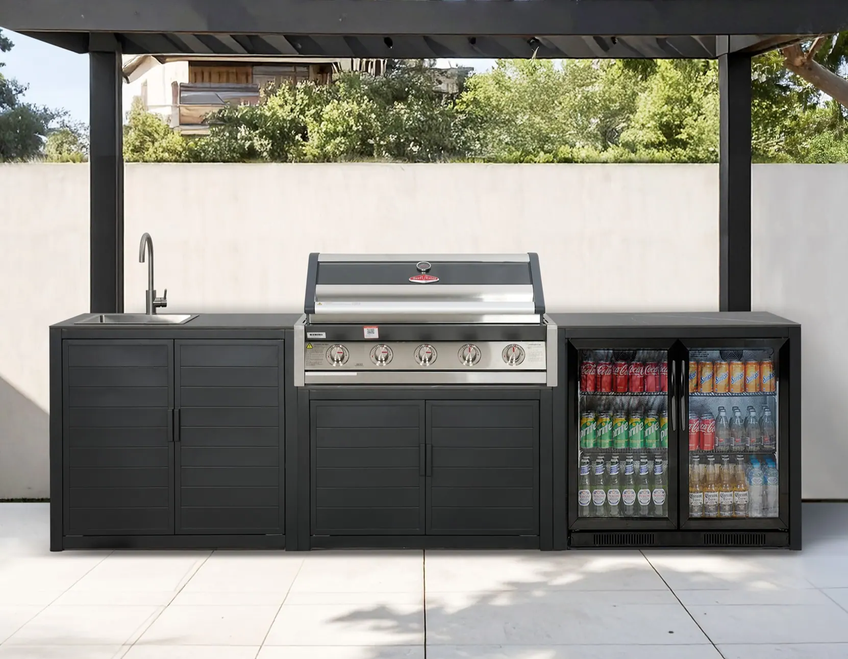 Barbecues, range shot