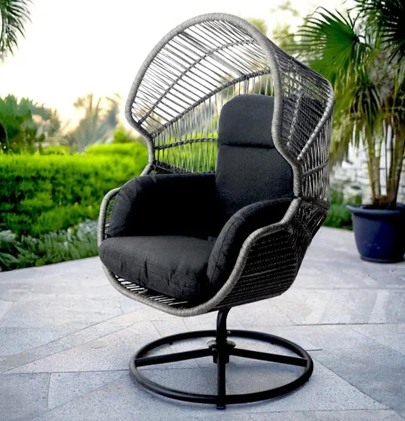 Hanging & swing chairs, range shot