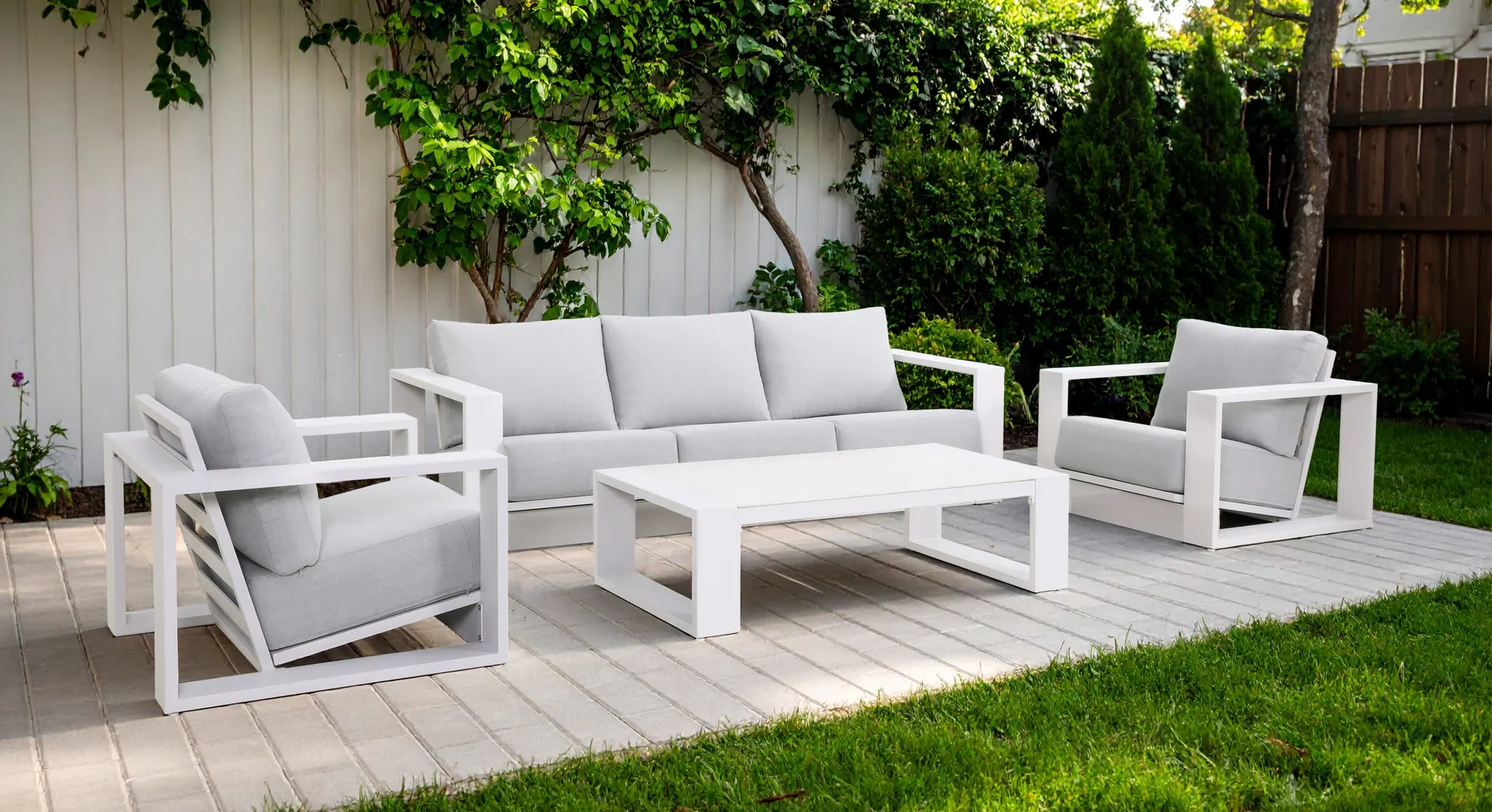 Madison collection, outdoor furniture setting
